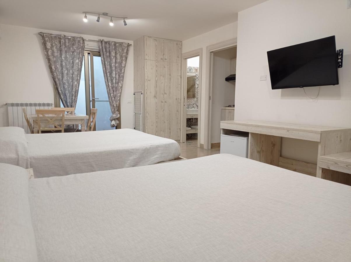 Sicily Rooms Appartamenti Carini Exterior foto