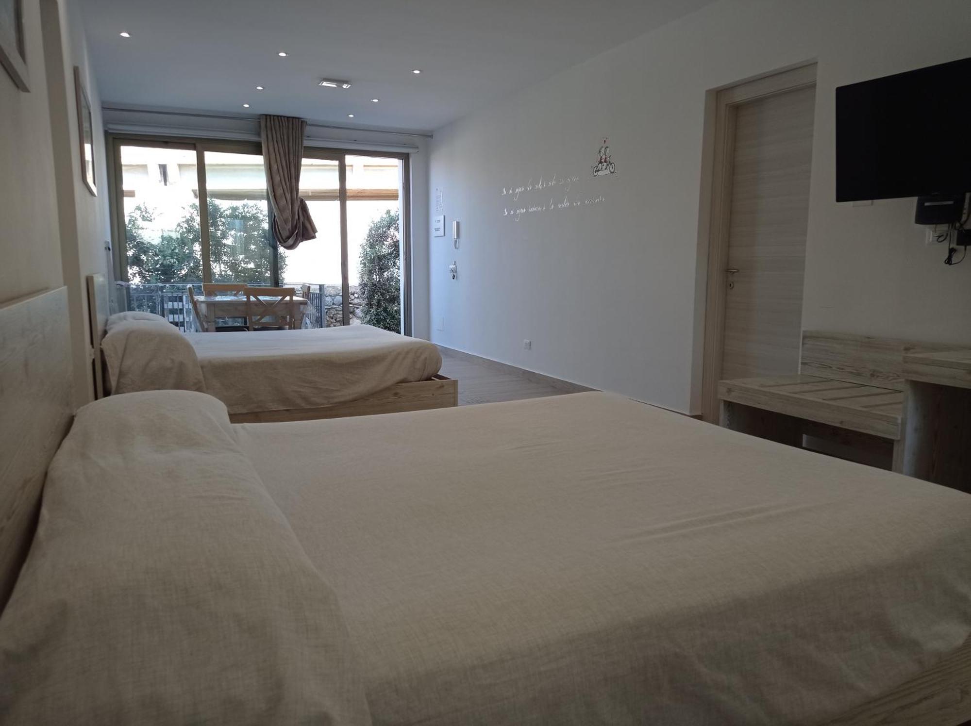 Sicily Rooms Appartamenti Carini Habitación foto